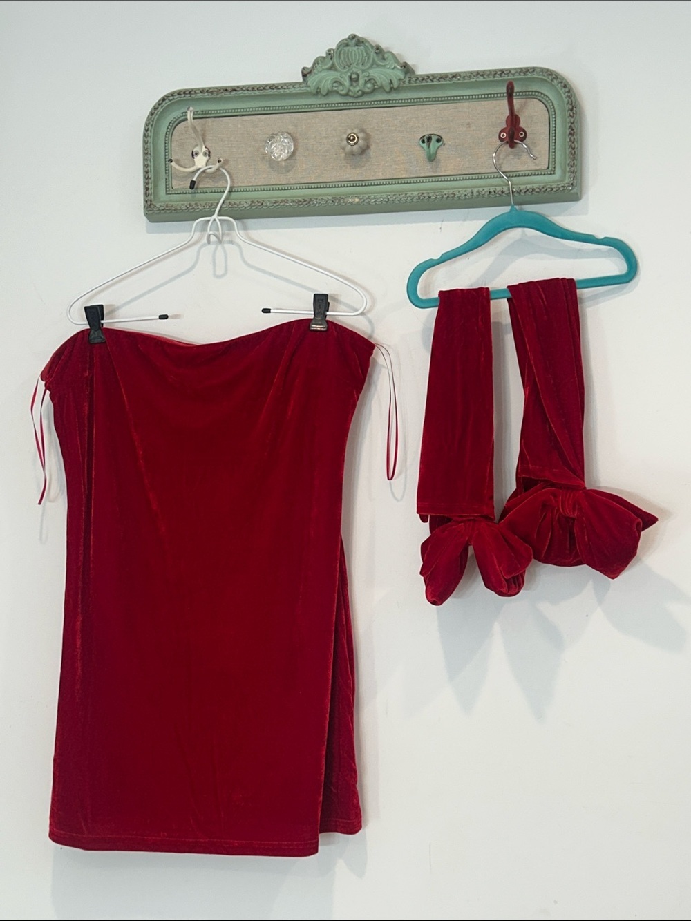 Dolls kill sugar Thrillz Red Velvet Strapless mini Dress Matching opera gloves